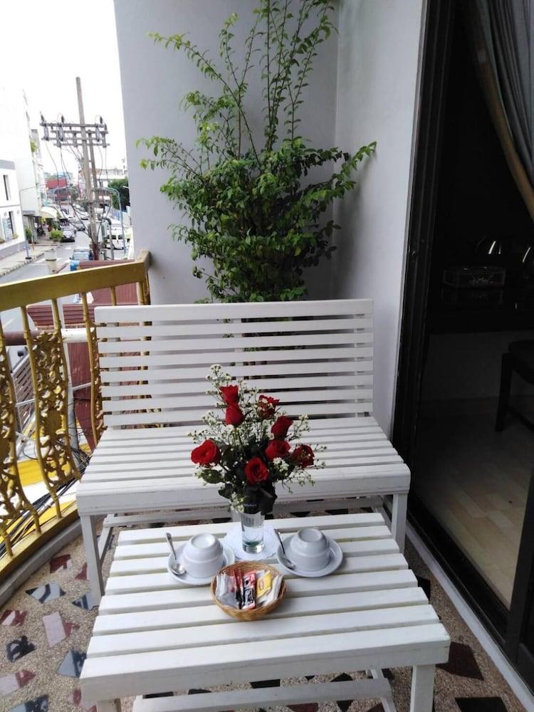 Bp Grand Suite Hotel Hat Yai Extérieur photo