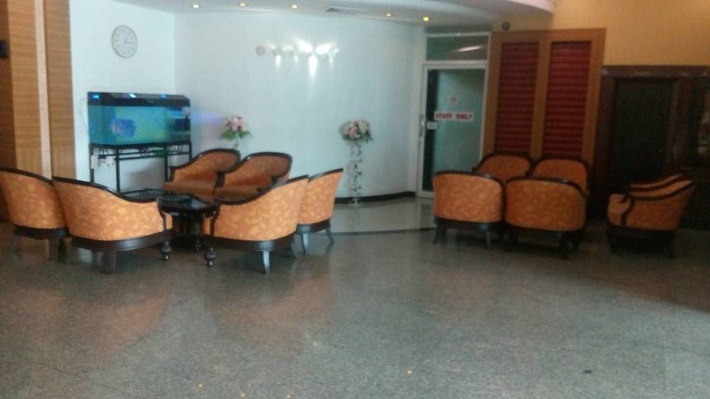 Bp Grand Suite Hotel Hat Yai Extérieur photo