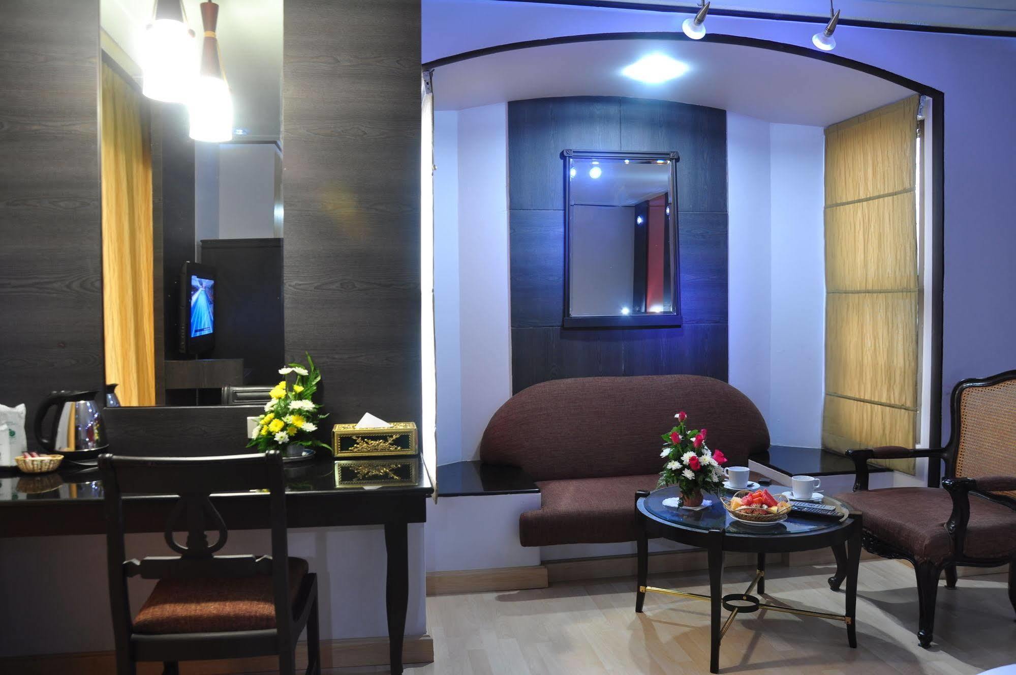 Bp Grand Suite Hotel Hat Yai Extérieur photo